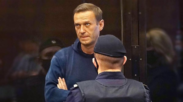Анекдот дня: Навальный подал в суд на ИК-2, поскольку 