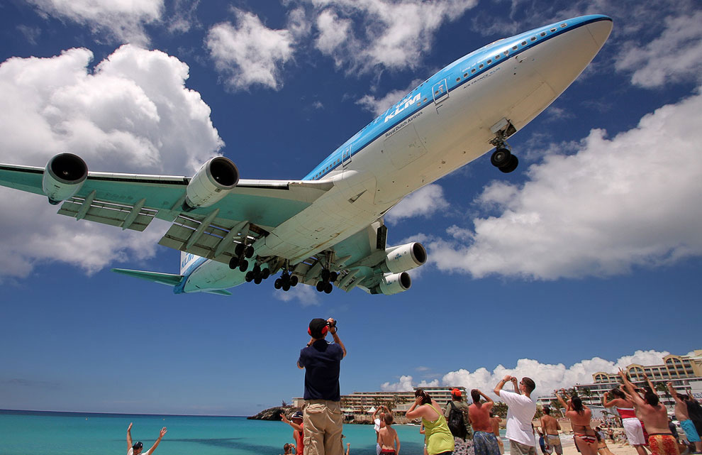 Maho Beach — один из самых необычных пляжей в мире