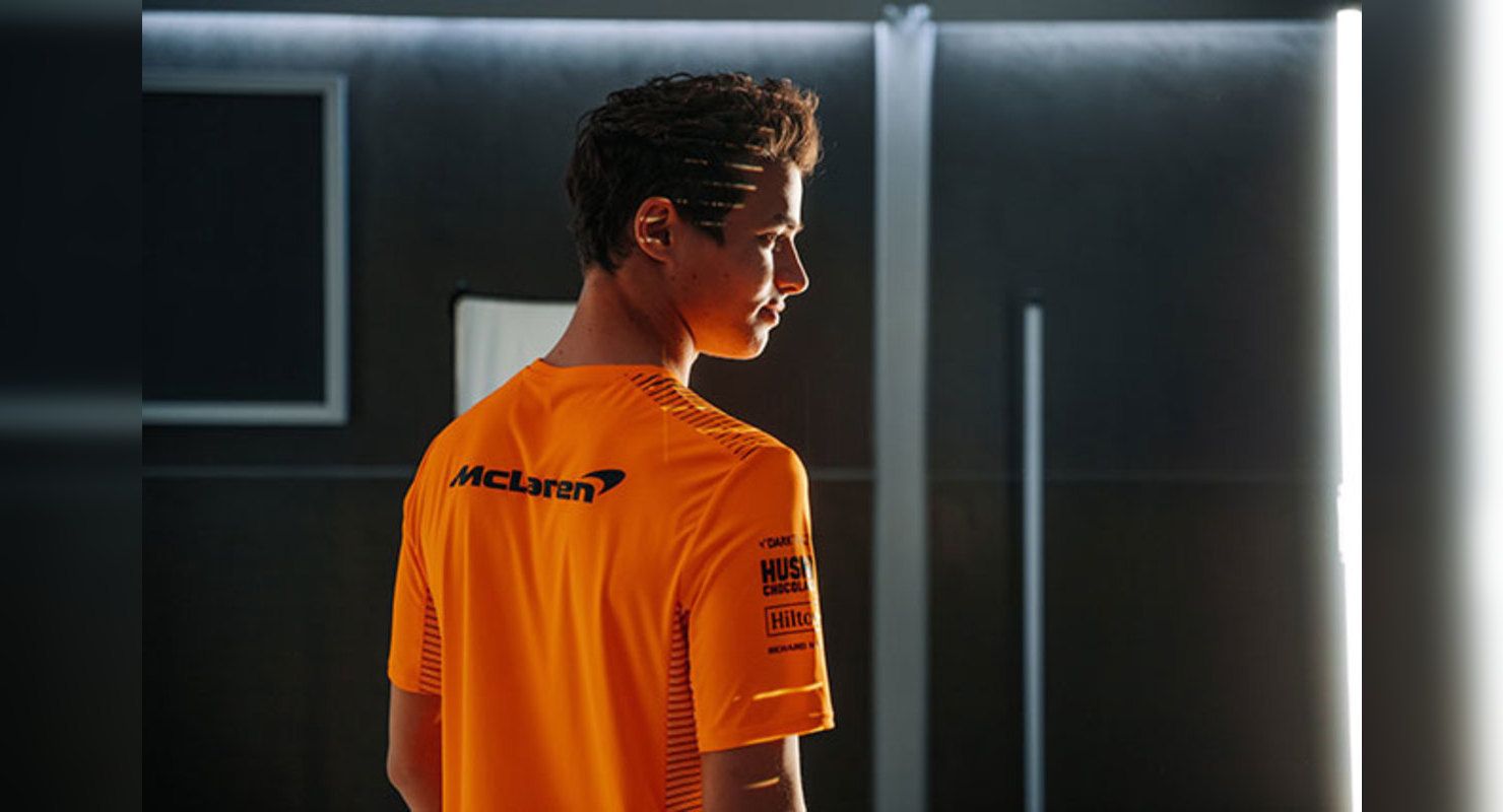 Гонщик McLaren Ландо Норрис готовится к своему третьему сезону в Формуле 1 Автоспорт
