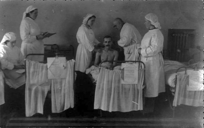 Душегубы и холерники — почему на Руси не любили докторов история медицины,медицина