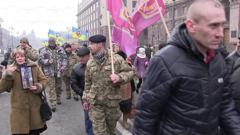 Шествие героев «Дебальцевского унижения» в Киеве насмешило журналистов
