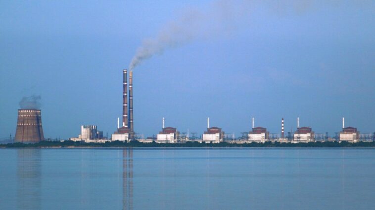 Запорожская АЭС откажется от американского топлива в пользу российского