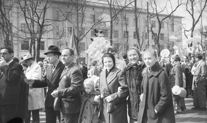 Как отмечали Первомай в Советском союзе наши предки 1 мая, СССР, мир труд май, ностальгия