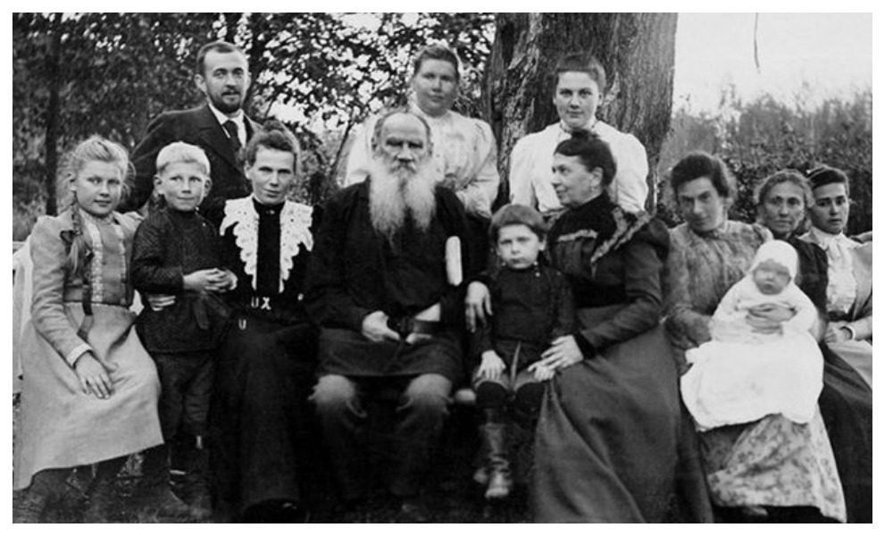 Лев Толстой с семьей | Darada