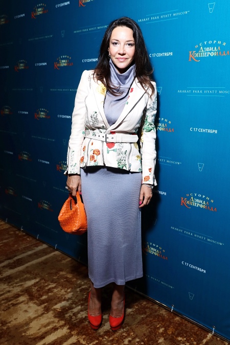 Влад Соколовский с девушкой Ангелиной, Ирина Апексимова с дочерью Дарьей Авратинской и другие на премьере в Москве Кино,Кино