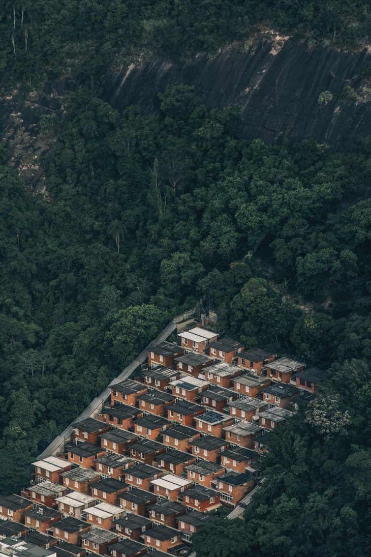 Каменные джунгли - города мира с неожиданных ракурсов фотографии, сделал, Южная, канадскийголландский, планов, КитайАстана, природойГонконг, контрастирующих, сооружений, торжественных, узоры, напоминающих, конструкций, зданий, панорамных, крупных, видов, варьируются, Снимки, масштаб