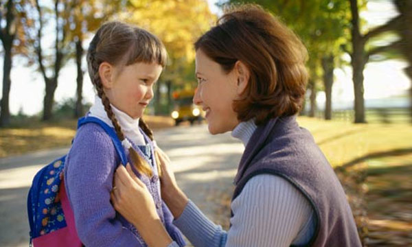 Первоклассница боится учителя? 