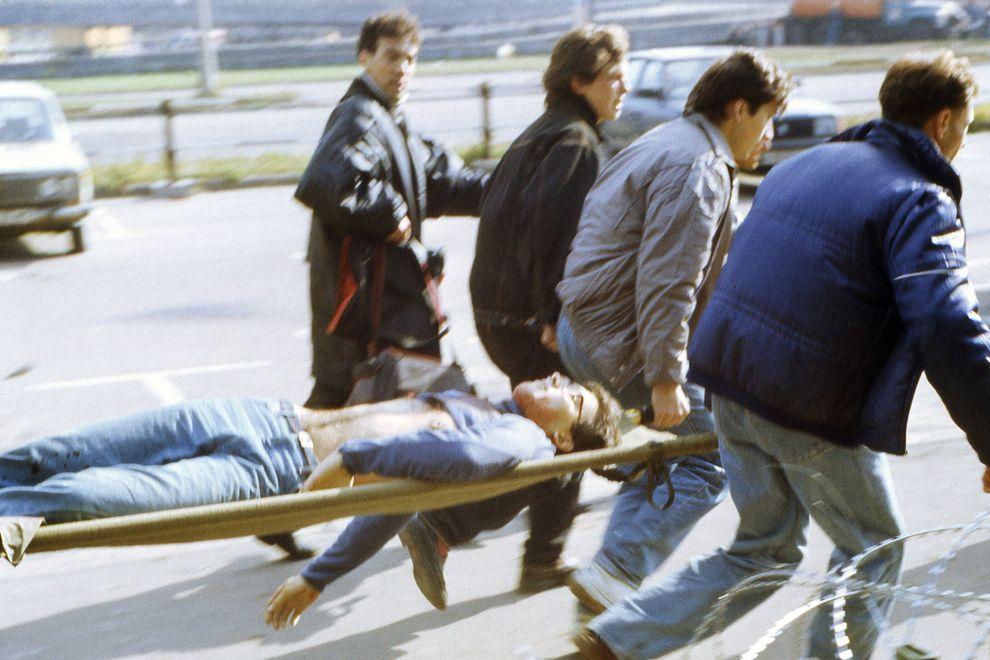 Фотография: Расстрел Дома Советов 4 октября 1993 года №19 - BigPicture.ru