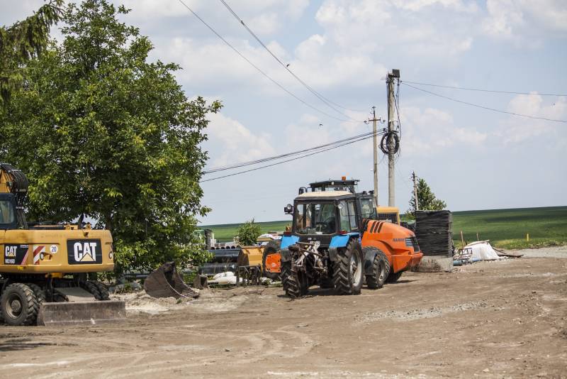 Записки Колорадского Таракана №200. Немного воняет, но перспективы есть Записки Колорадского Таракана №200. Немного воняет, но перспективы есть украина
