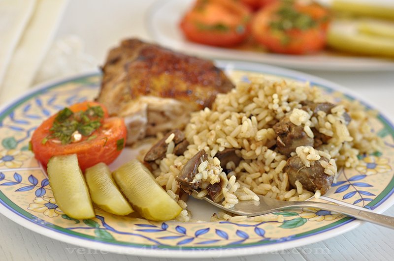 Плов с куриной печенью и цыплятами арабская кухня,кулинария,мясные блюда,плов