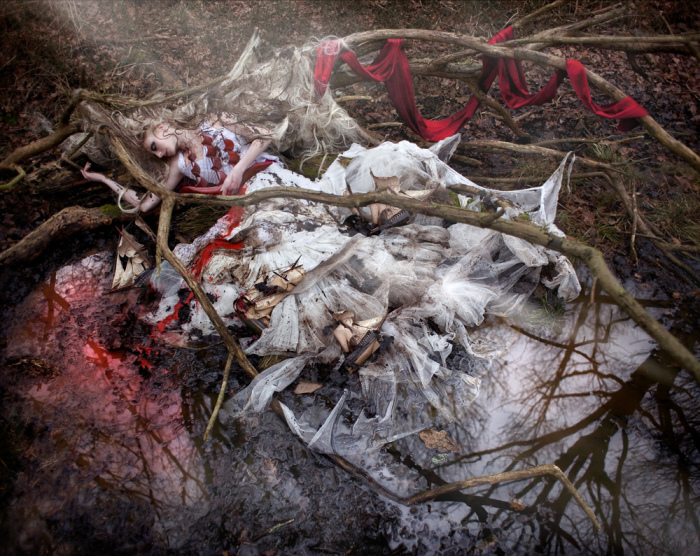 Сны. Автор: Kirsty Mitchell.