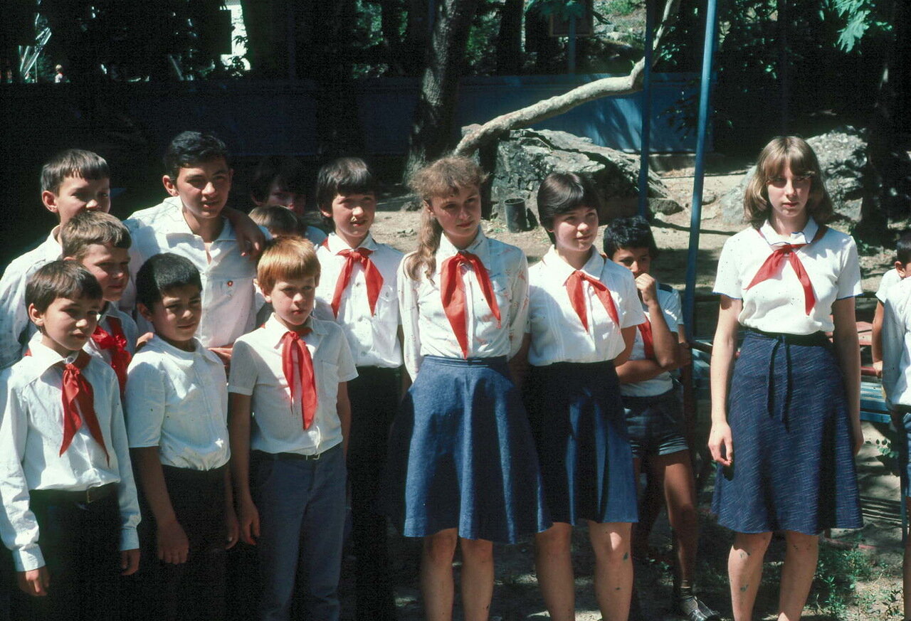 1983. Пионеры в Зеравшанских горах Таджикской ССР