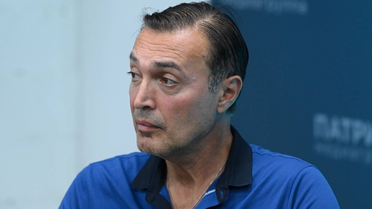 «Ничего не изменилось»: актер Самвел Мужикян о работе коммунальщиков Петербурга