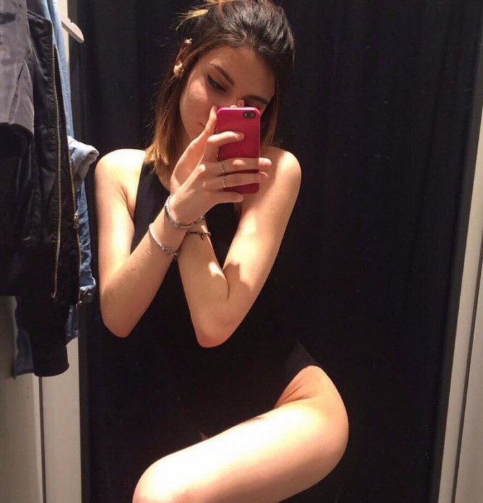 Девушки из социальных сетей Девушки из социальных сетей