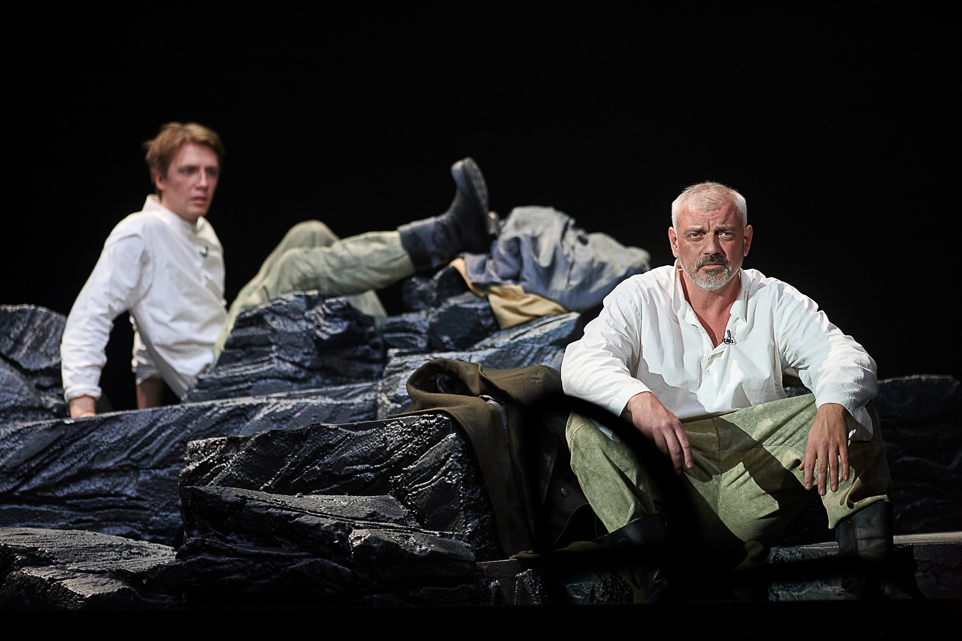 Сцена из спектакля «Игра интересов»