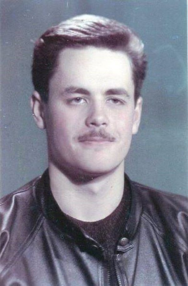 И.Н.Гусев, классный руководитель доблестного 4а класса, осень 1987 г. И.Н.Гусев, классный руководитель доблестного 4а класса, осень 1987 г. дети, история, факты, школа