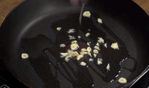 Креветки в сливочном соусе. Креветки в сливочно-чесночном соусе: 7 вкусных рецептов