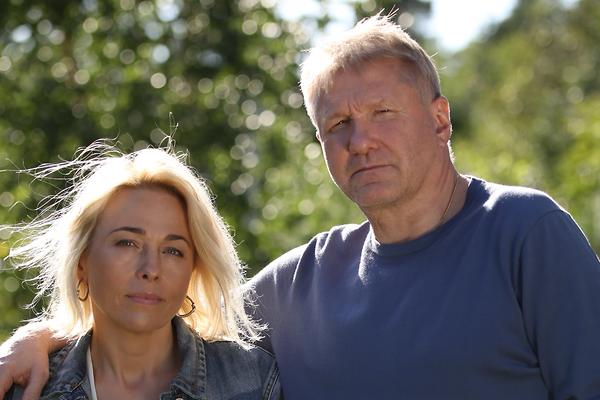 Российская актриса родила в 46 лет и три года скрывала ребенка кино и тв