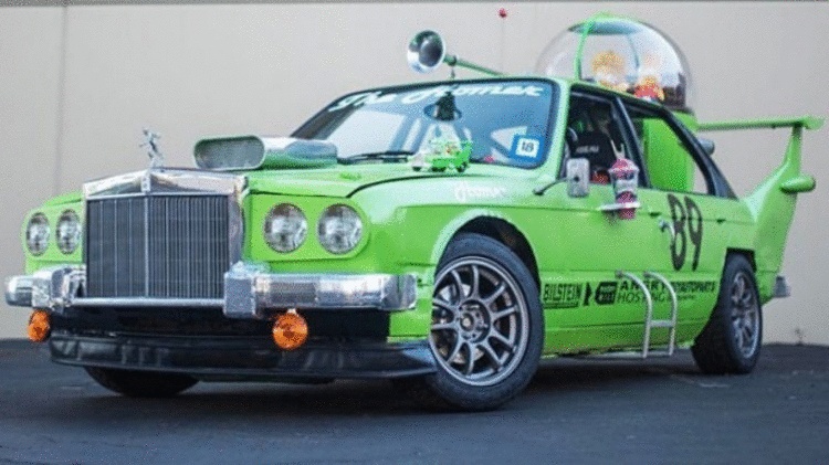 25 людей, которые сильно переборщили с тюнингом своих авто 