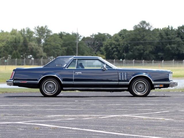 1977-79 Lincoln Continental Mark V — успех вопреки здравому смыслу авто, факты