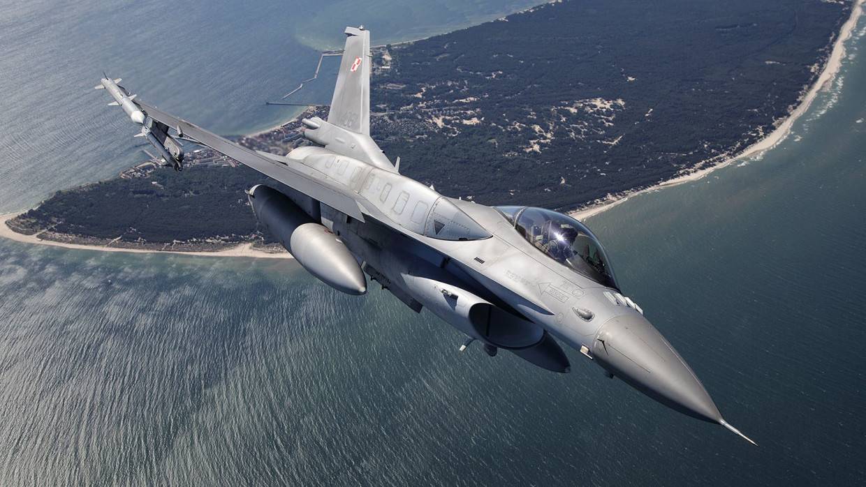 Румыния приобретет 32 норвежских истребителя F-16 для усиления ВВС