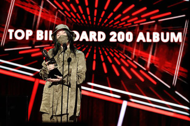 Billboard Music Awards 2020: самые яркие моменты шоу и победители Billboard, Music, Awards, Лучший, МэлоунЛучший, после, певица, номер, Джона, исполнитель, артист, выступление, альбом, премии, МэлоунЛучшая, Келли, зрителей, песню, группа, Лучшая