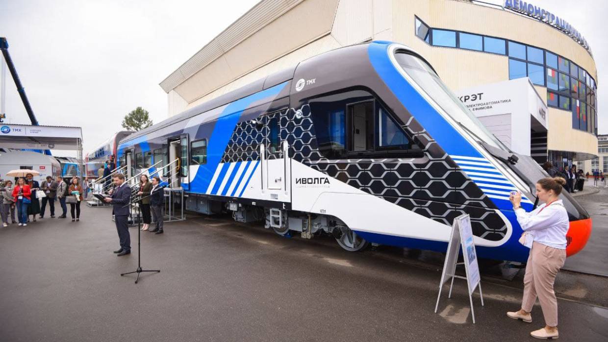 Публицист Анпилогов: Российские железные дороги «обвивают» планету Публицист Анпилогов: Российские железные дороги «обвивают» планету Технологии