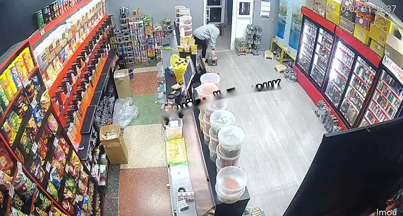 Video: VivaCut_video_1759685015532_HD.mp4