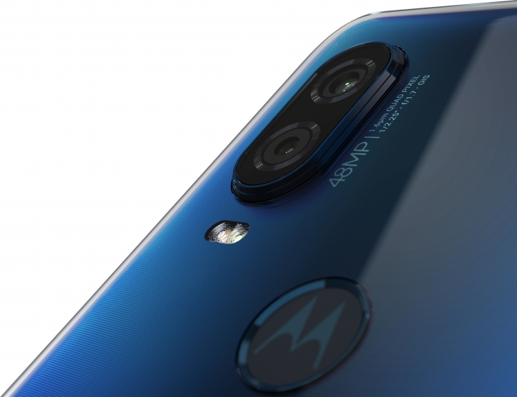Смартфон Motorola One Vision: экран 6,3", 25-Мп фронтальная и 48-Мп основная камеры Смартфон Motorola One Vision: экран 6,3", 25-Мп фронтальная и 48-Мп основная камеры новости,смартфон,статья