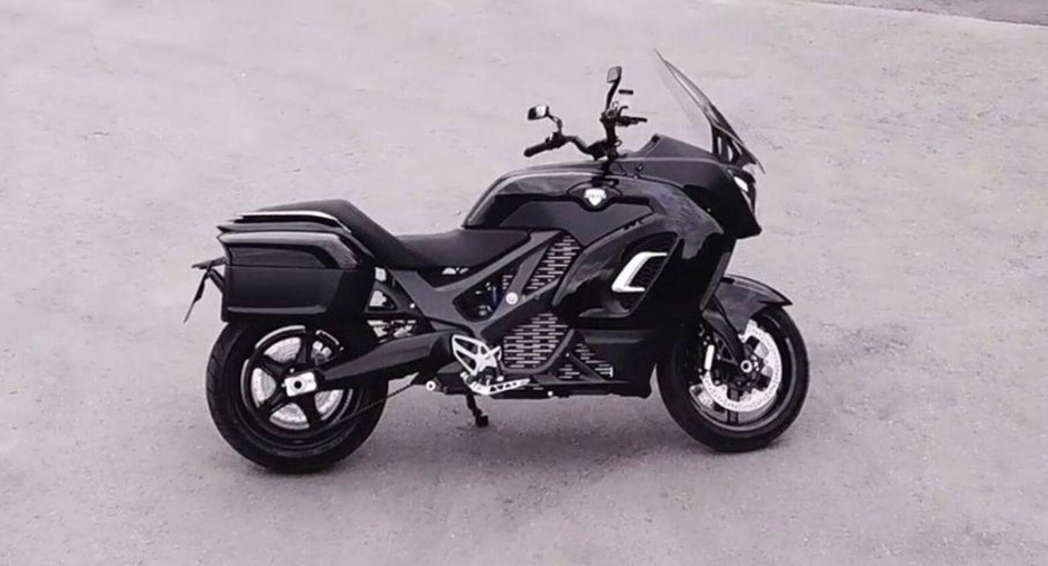 Для мотоцикла Aurus придумали имя