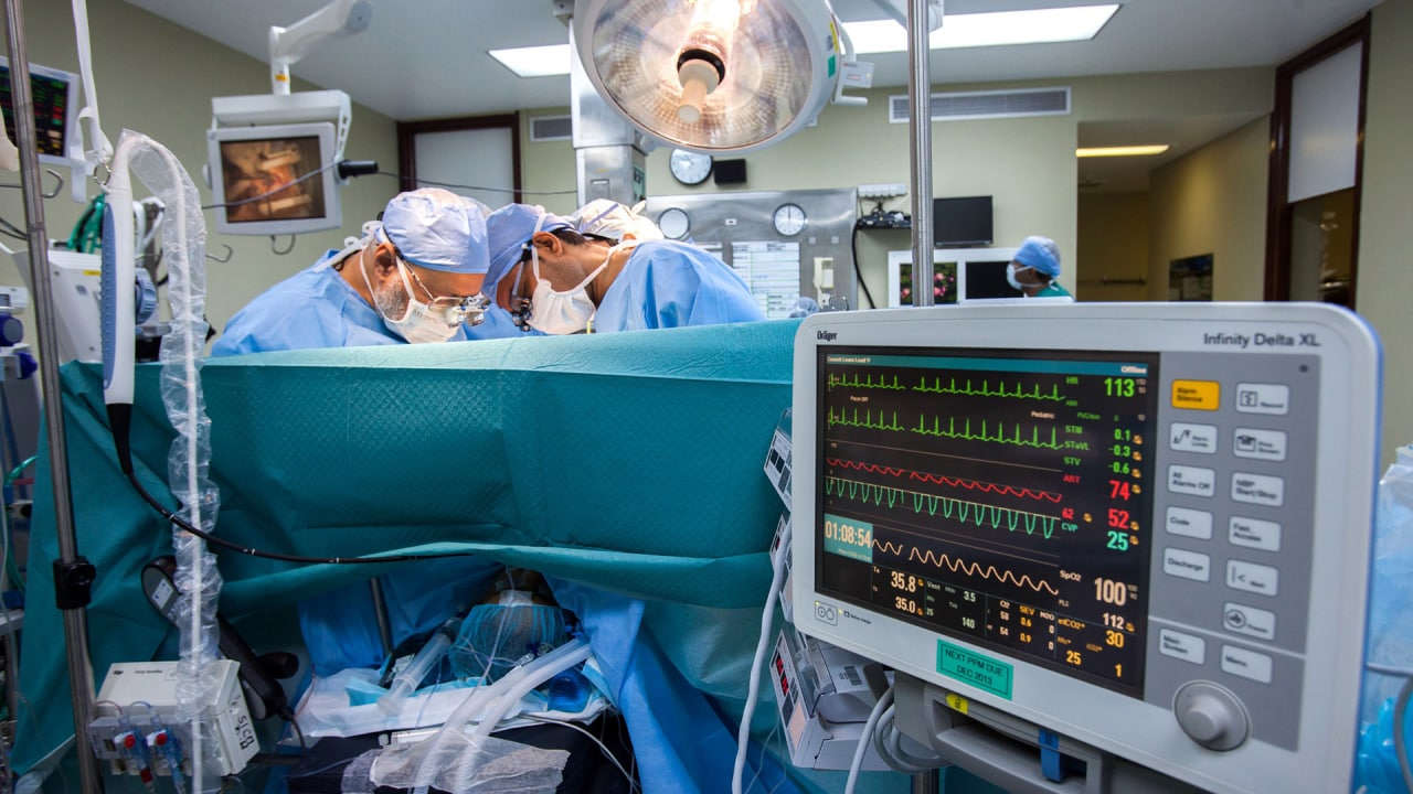 Замена аорты и трансплантация легких: новейшие методы лечения станут доступны для пациентов по полису ОМС