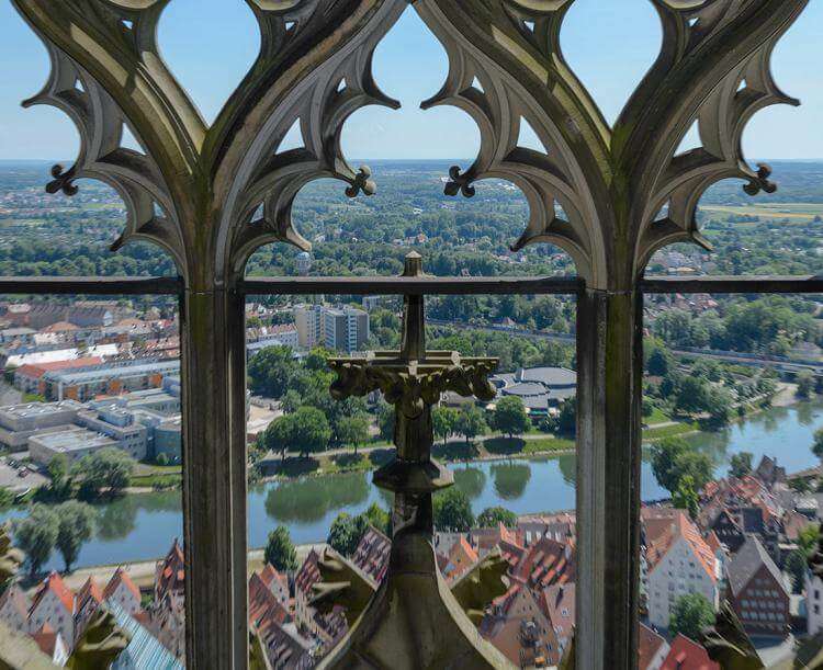 Древний Ульм: город, подаривший миру Эйнштейна Древний Ульм: город, подаривший миру Эйнштейна авиатур
