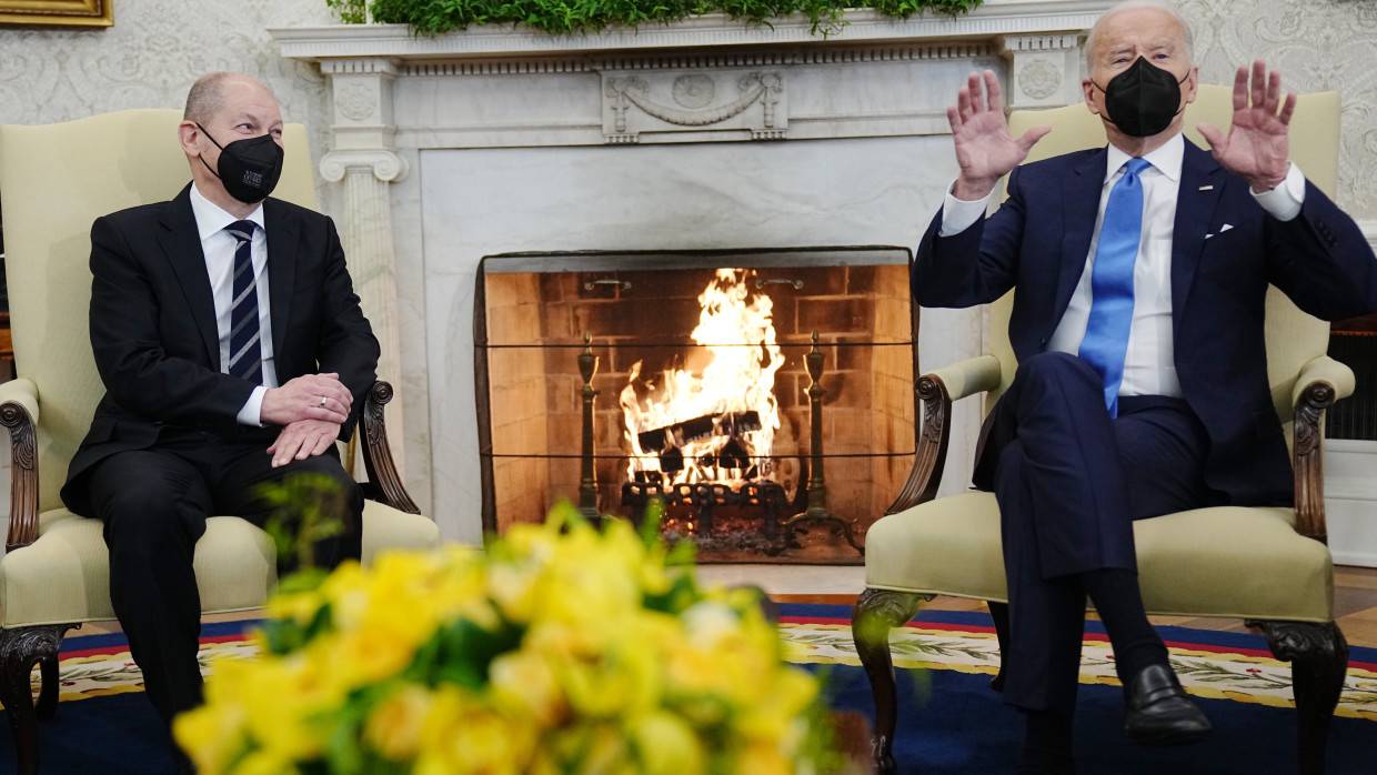 Политолог Лазарев оценил главную хитрость Шольца с «Северным потоком — 2»