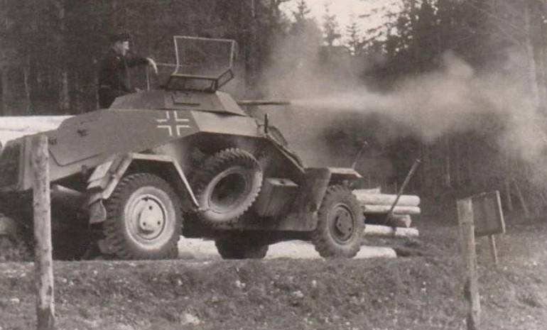 Послевоенное использование бронеавтомобилей и бронетранспортёров, созданных в нацистской Германии Послевоенное использование бронеавтомобилей и бронетранспортёров, созданных в нацистской Германии оружие