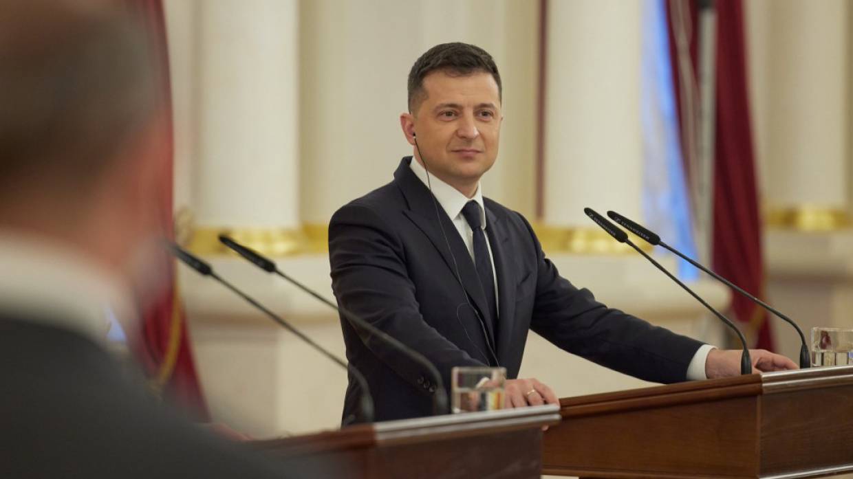 На Украине началось открытое противоборство элиты против команды президента страны Политика