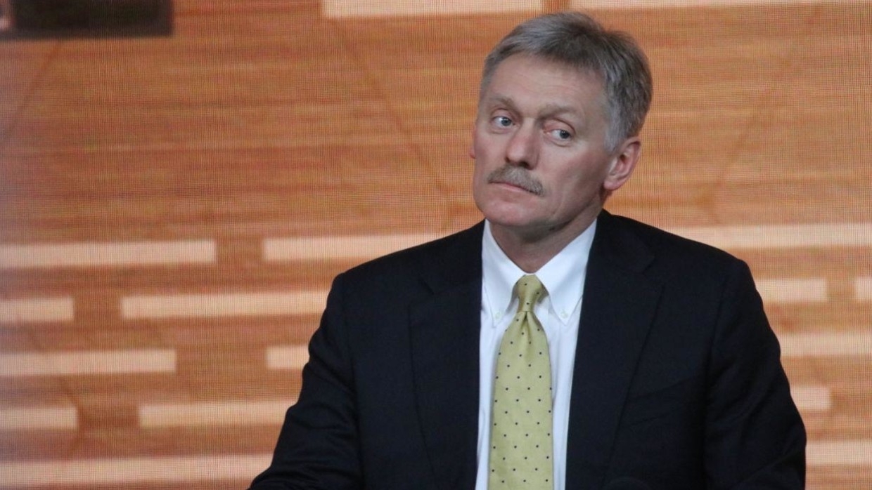 «Все равно мы все славяне»: Песков заявил о братстве украинцев и русских