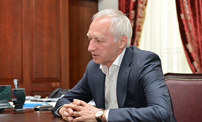 Владимир Гуриев