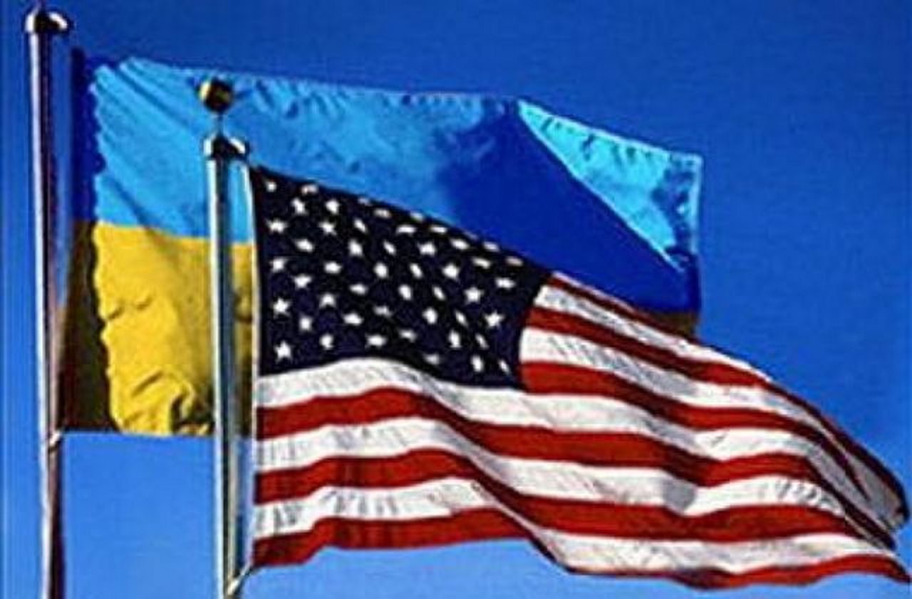 США последовательно шли к сокращению финансирования Украины — политолог