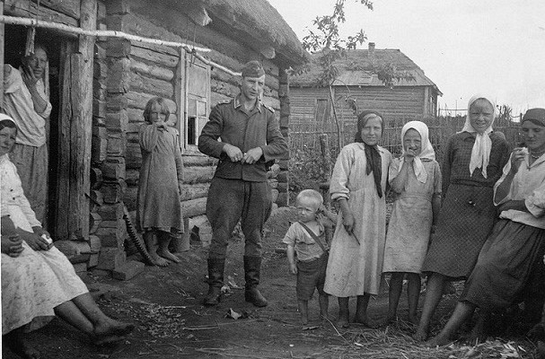 «Немцы добрые и порядочные»: чем дневник советской школьницы удивил НКВД