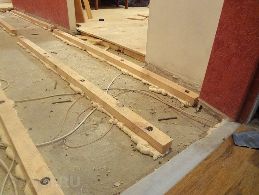 как сделать деревянный пол на бетоне