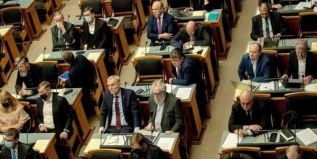 Эстония приняла заявление в поддержку территориальной целостности Украины