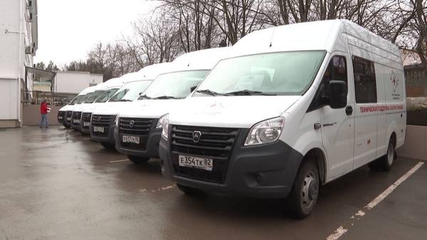 Автопарк крымской «Скорой помощи» пополнился 8 новыми автомобилями