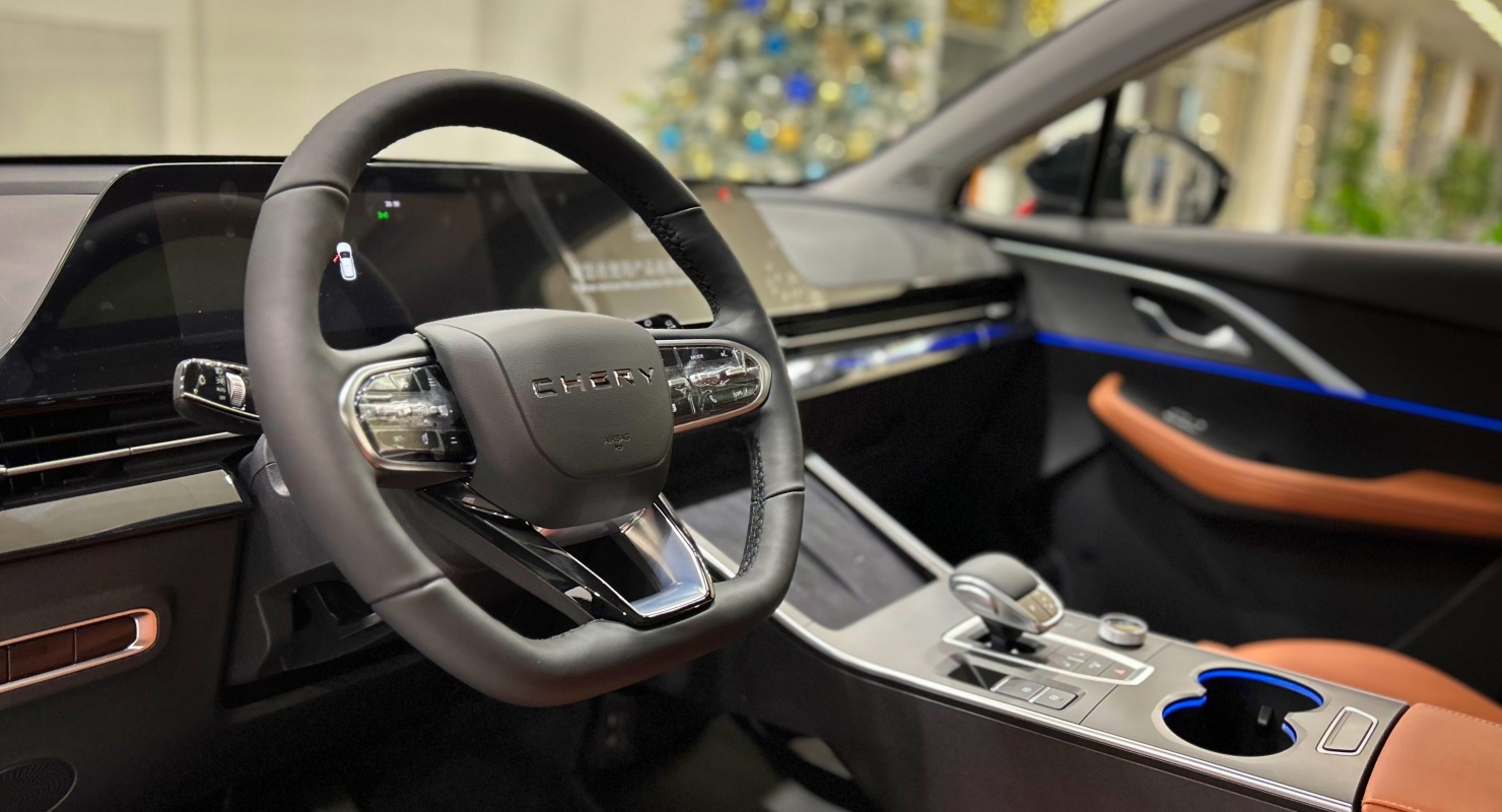 Продажи электрического Omoda C5 EV в России начнутся в 2024 году Автомобили