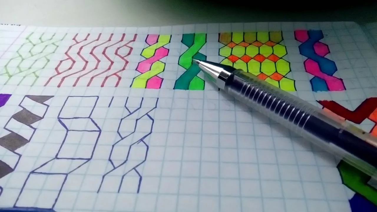 Узоры по клеточкам в тетради цветными ручками