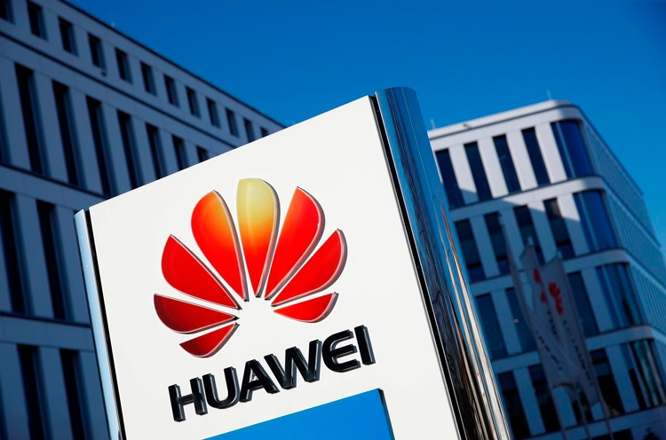Аналитики не исключили уход Huawei с европейского рынка смартфонов новости,смартфон,статья