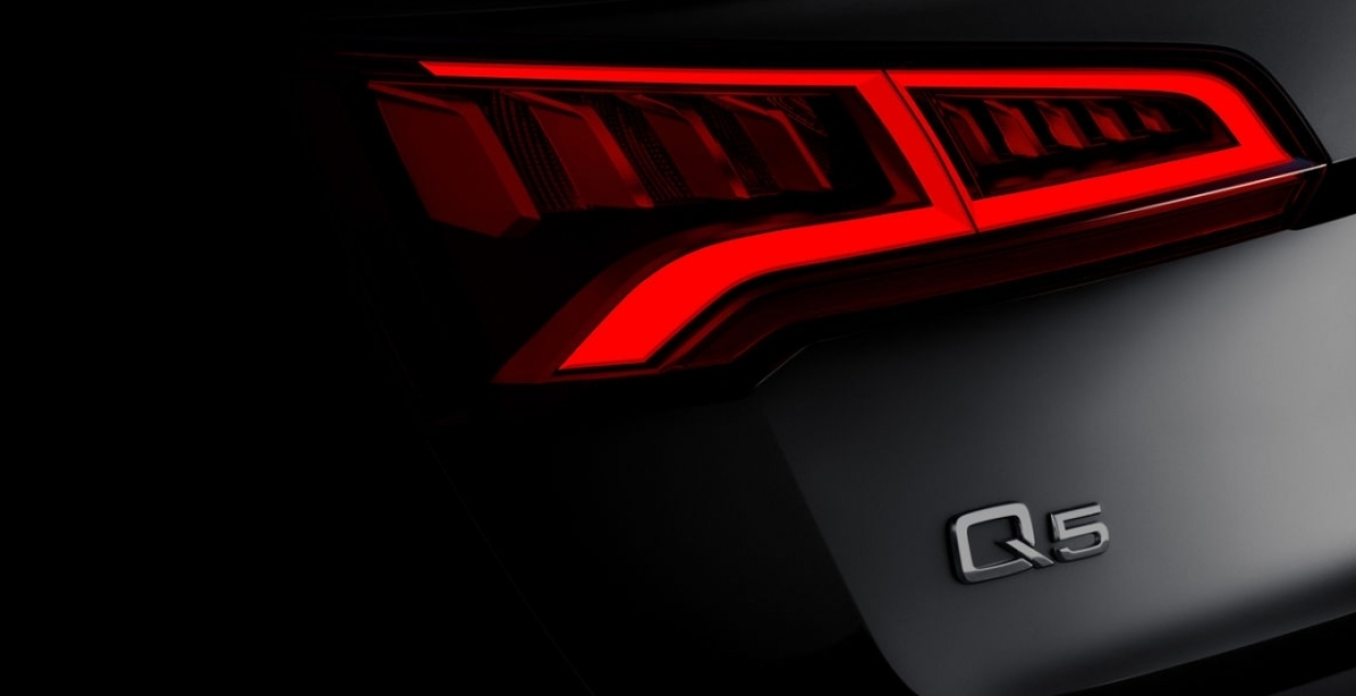 Названа стоимость нового кроссовера Audi Q5 2018‍