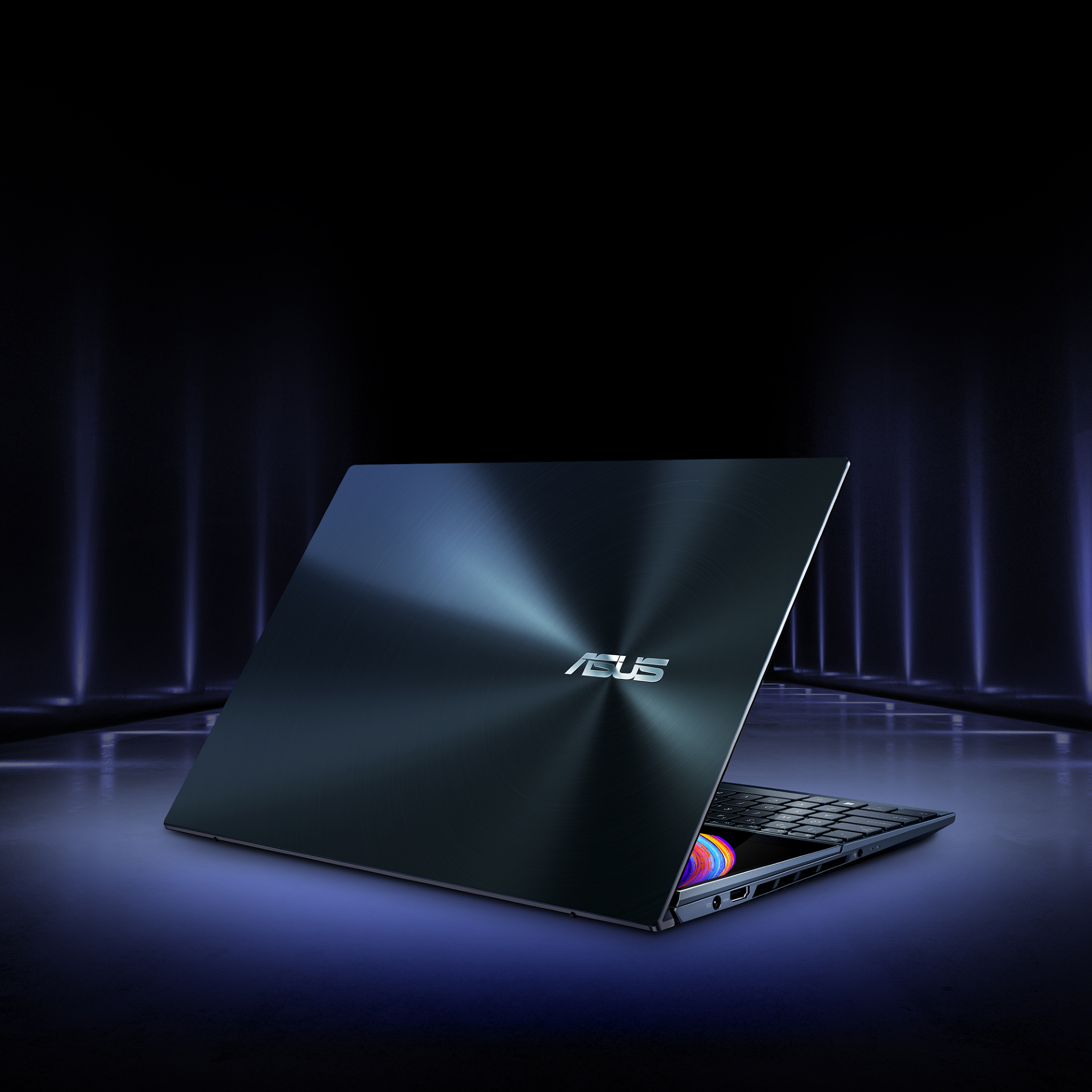 Ноутбук uhd. ASUS ZENBOOK. ZENBOOK Pro Duo. Новый асус зенбук. Асус зенбук 2 экрана.