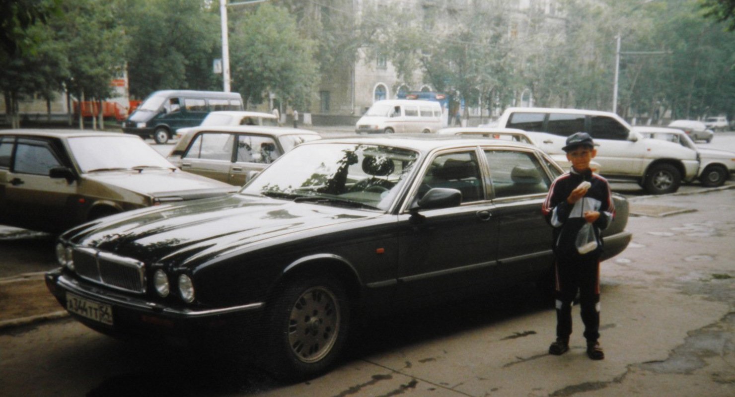 «Хочу быть Ягуаром» и другие сумасшедшие Волги из 90-х
