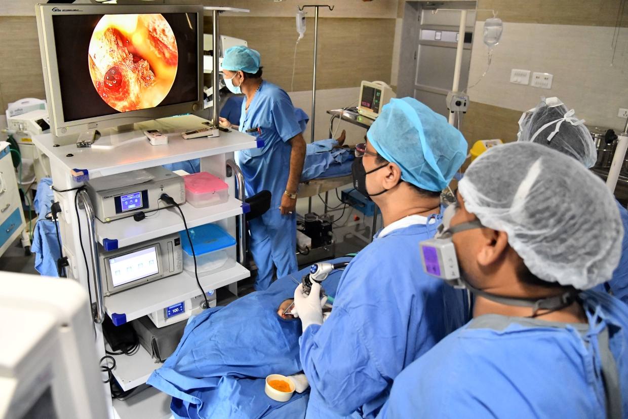 Иммунолог рассказал, почему вакцинация не защищает от черной плесени Общество