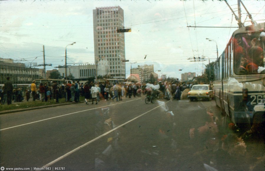 Неспокойная Москва 1990 года